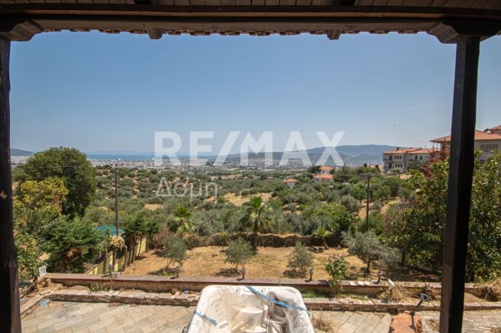 Image No.68-5 Bed Maisonette for sale