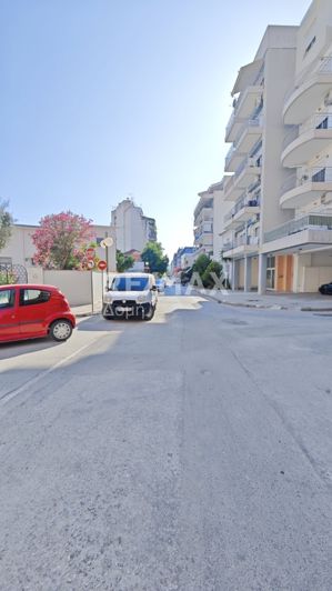 Image No.19-1 Bed Property for sale