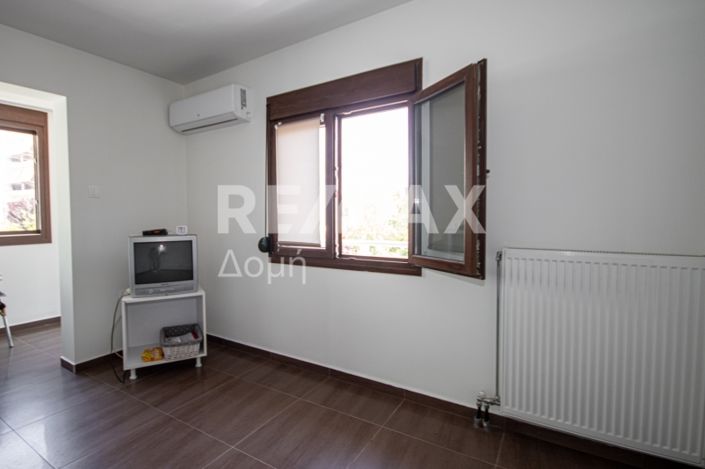 Image No.14-2 Bed Maisonette for sale