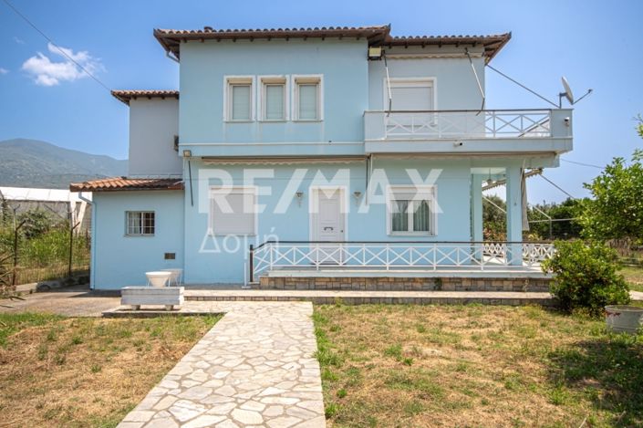 Image No.1-3 Bed Property for sale