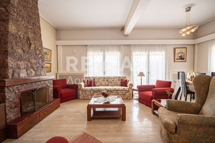 Image No.5-Propriété de 3 chambres à vendre à Center