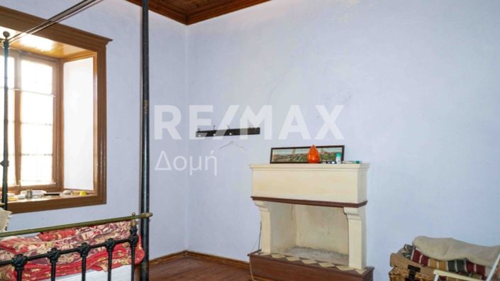 Image No.33-6 Bed Property for sale