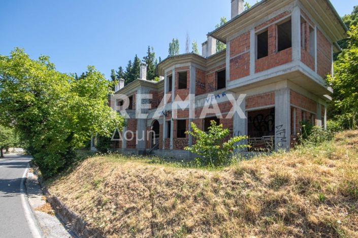 Image No.1-Hotel for sale