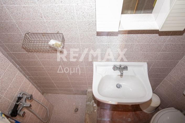 Image No.18-1 Bed House for sale