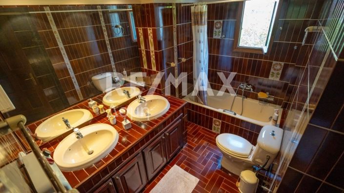 Image No.16-Propriété de 5 chambres à vendre à Center