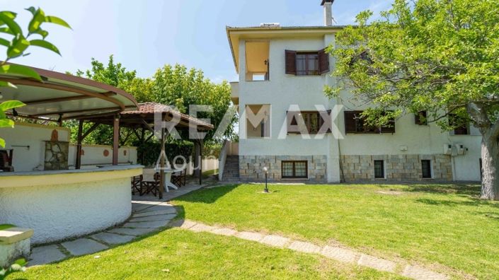 Image No.3-Propriété de 5 chambres à vendre à Center