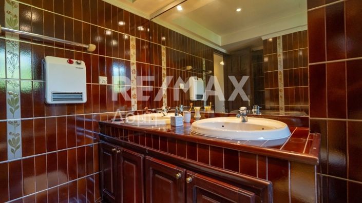 Image No.36-Propriété de 5 chambres à vendre à Center