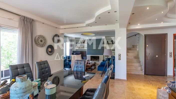 Image No.1-5 Bed Property for sale