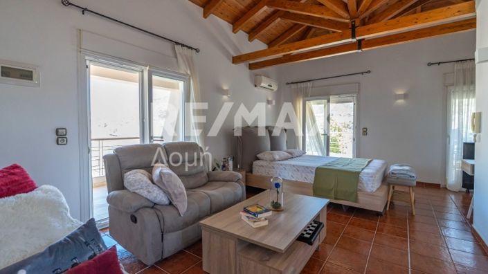 Image No.3-Propriété de 5 chambres à vendre à Magnésie