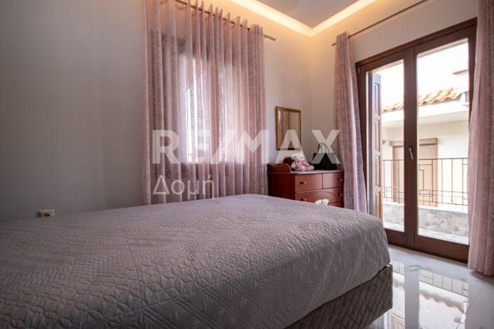 Image No.18-2 Bed House for sale