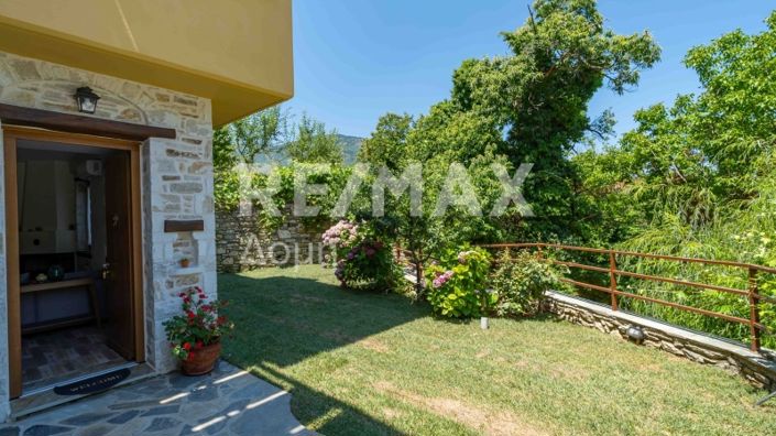 Image No.39-7 Bed Property for sale