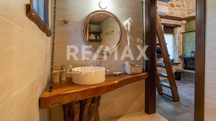 Image No.8-Propriété de 3 chambres à vendre à Center