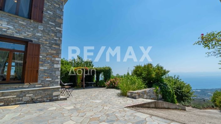 Image No.11-Propriété de 3 chambres à vendre à Magnésie