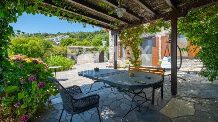 Image No.60-Propriété de 3 chambres à vendre à Magnésie