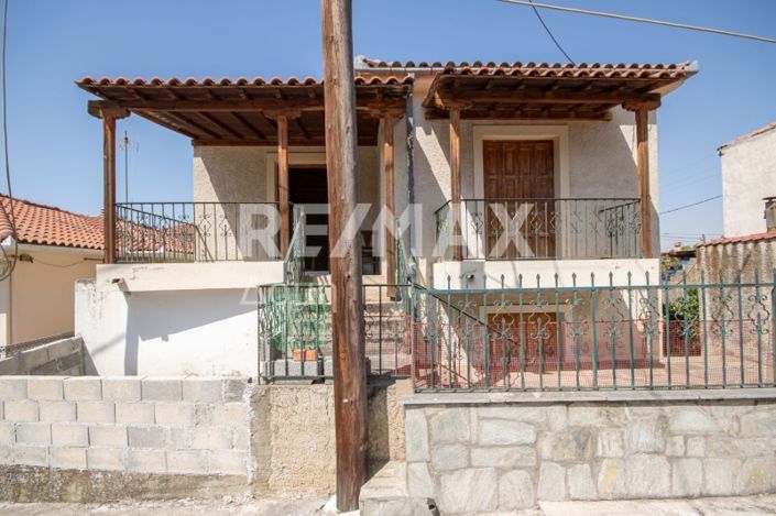Image No.1-6 Bed Property for sale