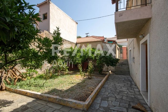Image No.3-6 Bed Property for sale