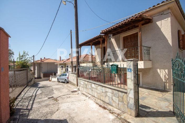 Image No.45-6 Bed Property for sale