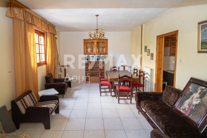 Image No.5-6 Bed Property for sale
