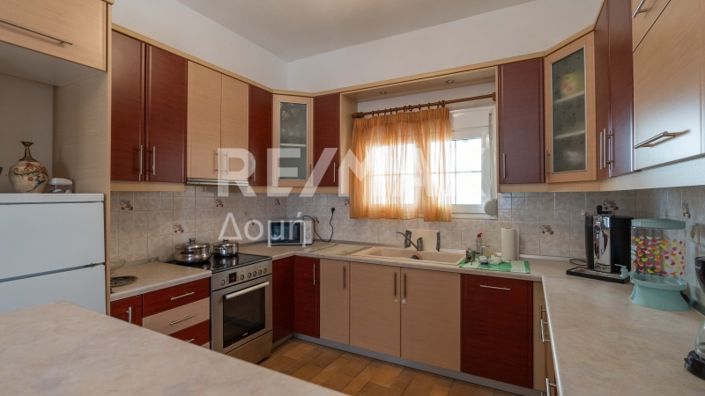 Image No.11-3 Bed Property for sale