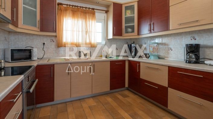 Image No.13-3 Bed Property for sale