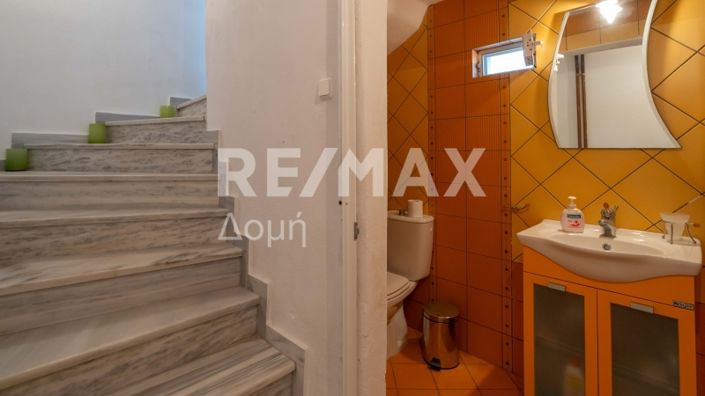 Image No.22-3 Bed Property for sale