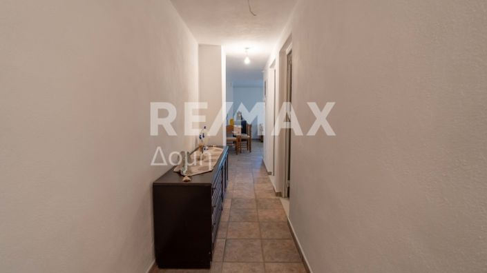 Image No.29-3 Bed Property for sale