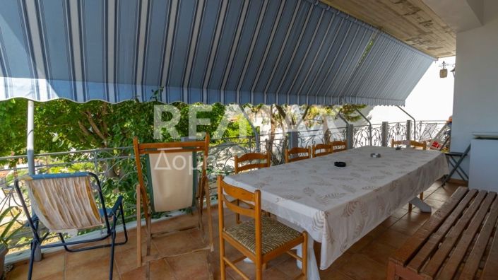 Image No.47-3 Bed Property for sale