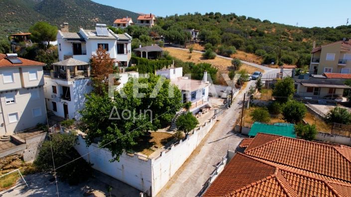 Image No.50-3 Bed Property for sale