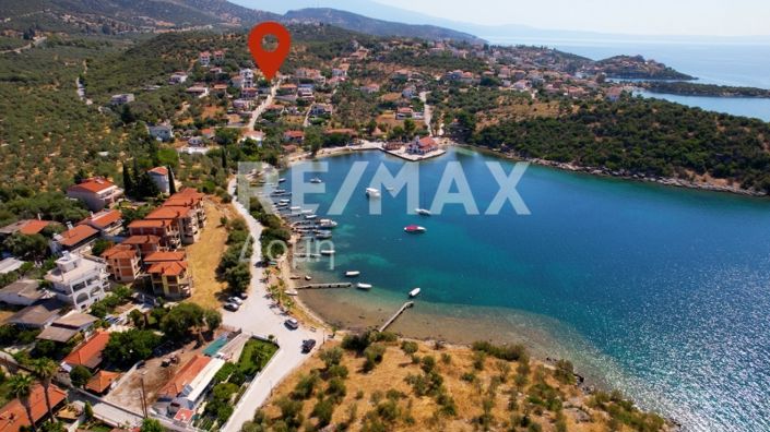 Image No.52-3 Bed Property for sale