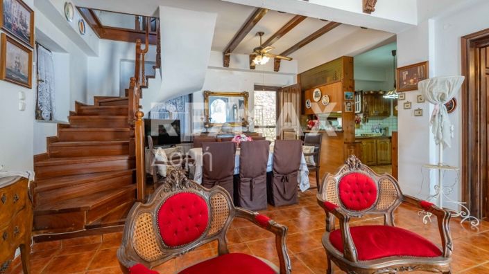 Image No.4-Maison de 2 chambres à vendre à Magnésie