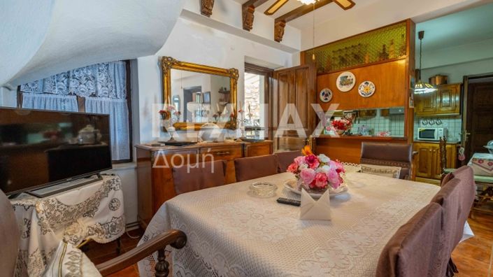 Image No.5-Maison de 2 chambres à vendre à Magnésie