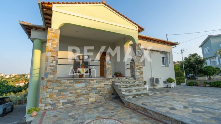 Image No.28-2 Bed Property for sale