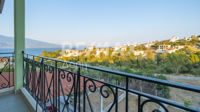 Image No.50-2 Bed Property for sale