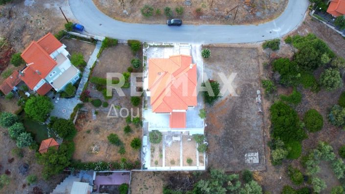 Image No.55-2 Bed Property for sale