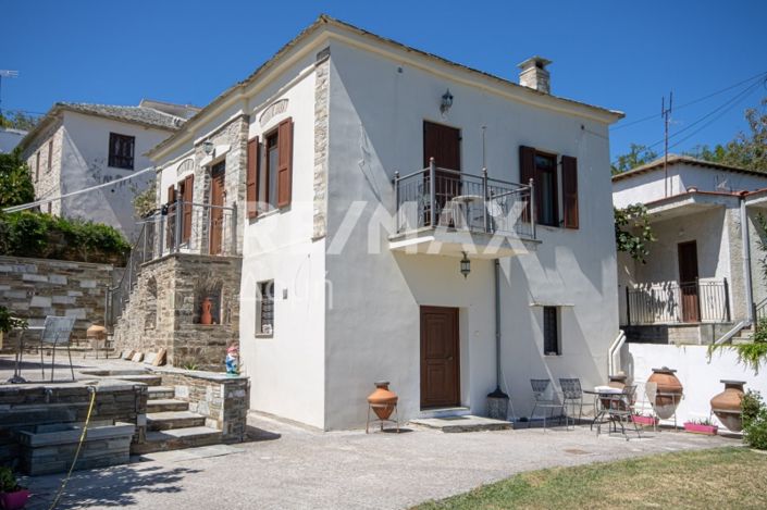 Image No.1-Propriété de 6 chambres à vendre à Kalamaki