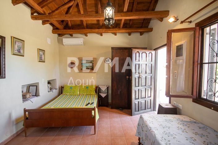 Image No.50-Appartement de 6 chambres à vendre à Kalamaki