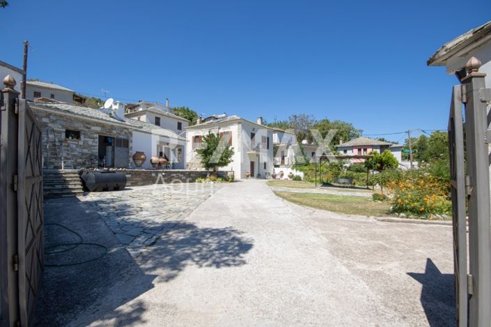 Image No.8-Appartement de 6 chambres à vendre à Kalamaki