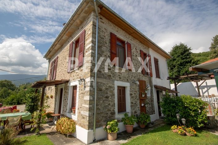 Image No.1-Propriété de 3 chambres à vendre à Agios Dimitrios