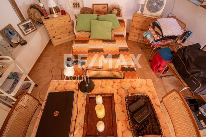 Image No.15-3 Bed Property for sale