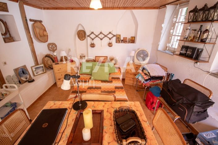 Image No.14-3 Bed Property for sale