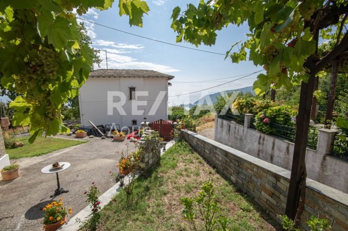 Image No.26-3 Bed Property for sale