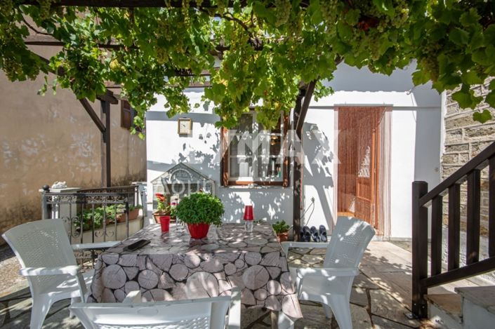 Image No.49-3 Bed Property for sale