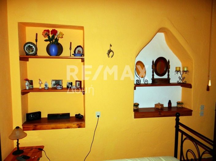 Image No.62-3 Bed Property for sale