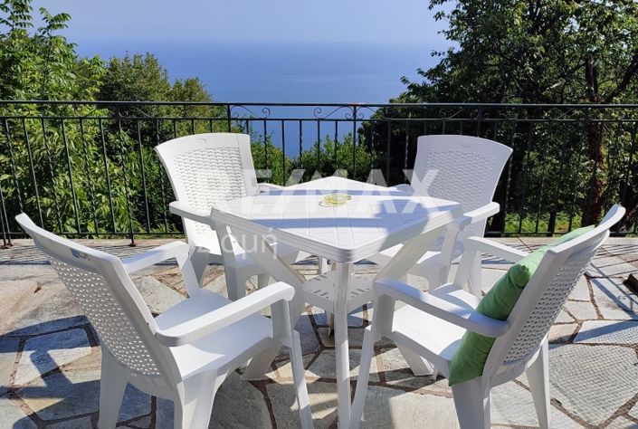 Image No.63-3 Bed Property for sale