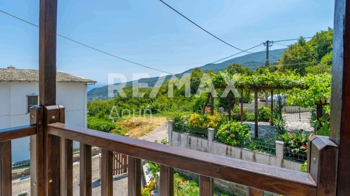 Image No.64-3 Bed Property for sale