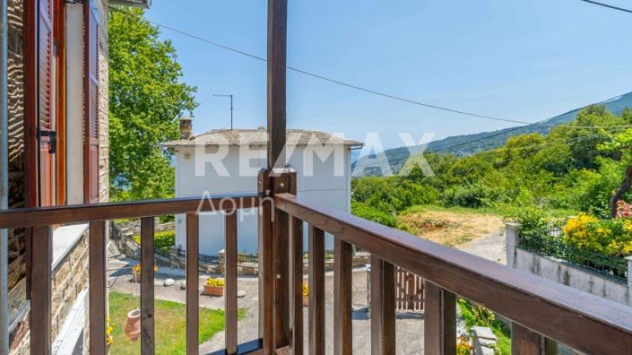 Image No.65-3 Bed Property for sale