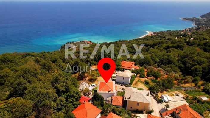 Image No.67-3 Bed Property for sale