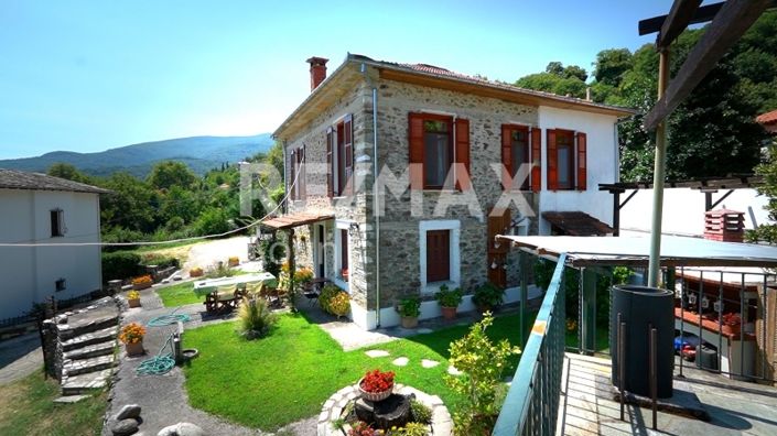 Image No.72-3 Bed Property for sale