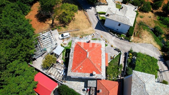 Image No.75-3 Bed Property for sale