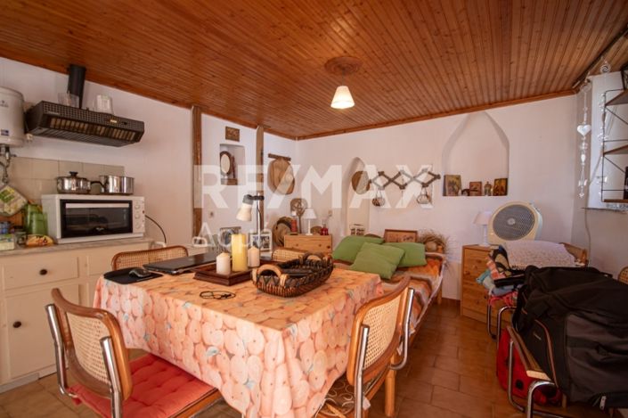 Image No.9-3 Bed Property for sale